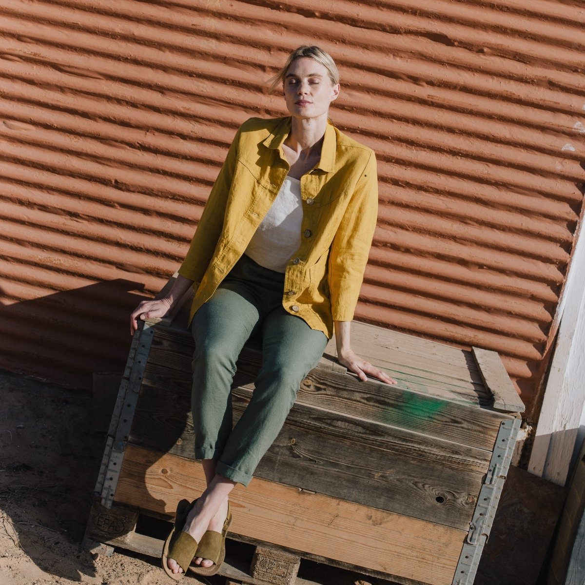 HELSINKI button down linen jacket - notPERFECTLINEN EU