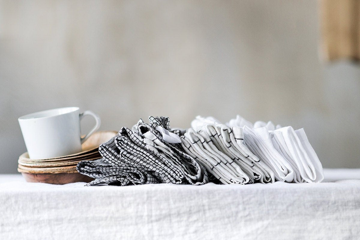 Linen tablecloth (350x138 cm | 137.8x54.3 in) - notPERFECTLINEN EU