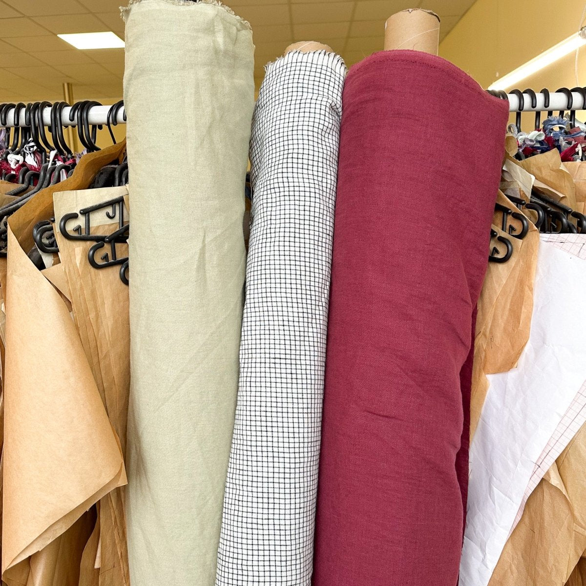 Prewashed medium-weight linen fabric [Mid Yellow Gingham] - notPERFECTLINEN EU