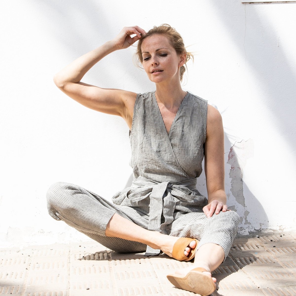 Sleeveless MARGARET wrap linen jumpsuit - notPERFECTLINEN EU