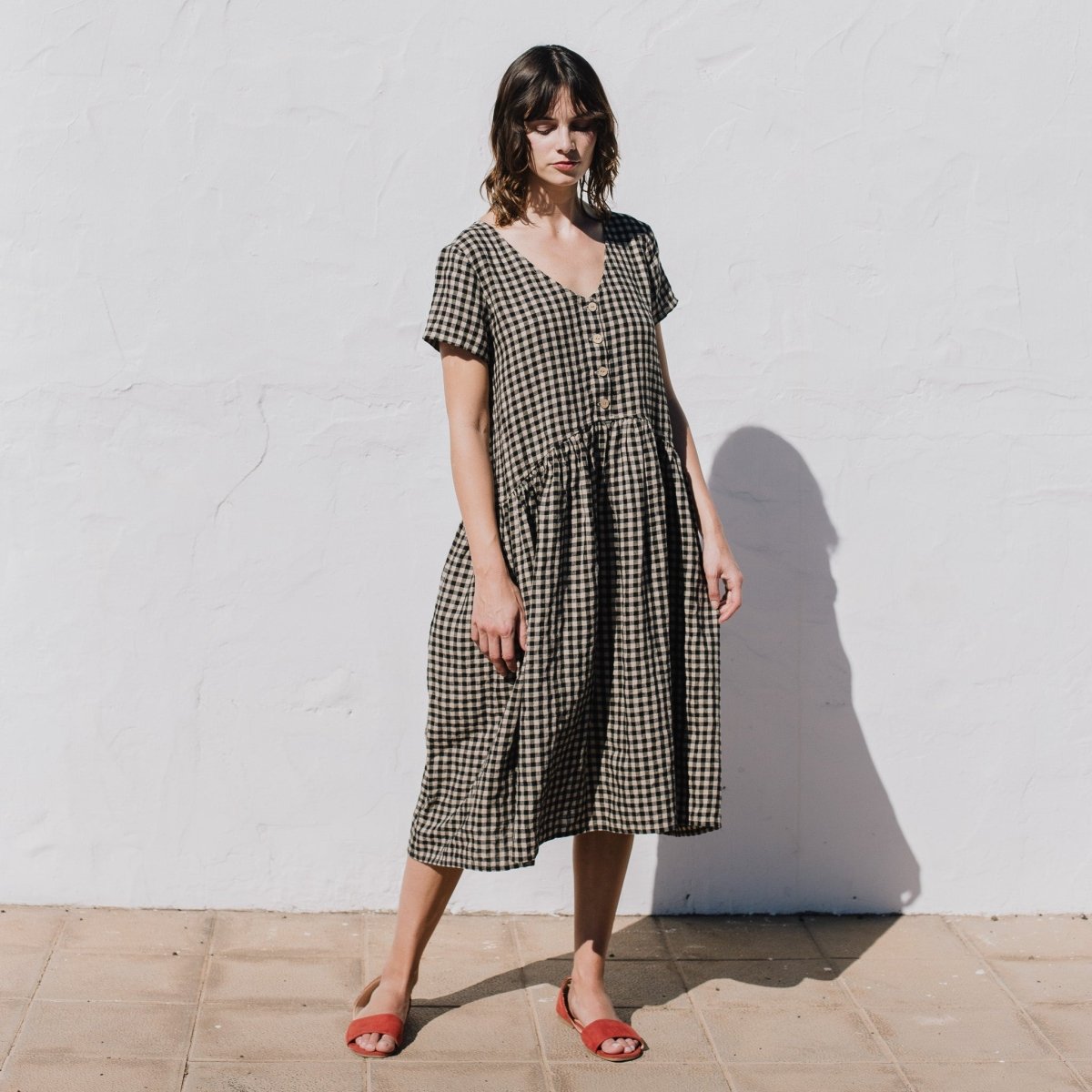 VOLUME-3 oversized linen dress with short sleeves - notPERFECTLINEN EU