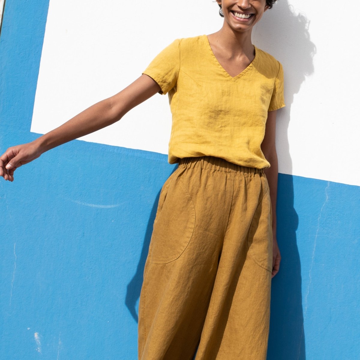 ZURICH-2 V neck fitted linen tee - notPERFECTLINEN EU